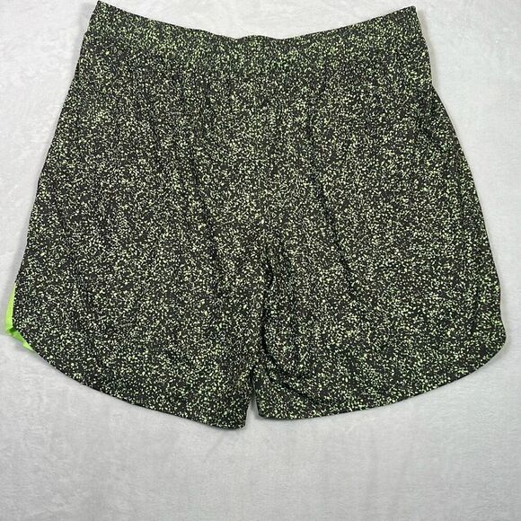 Under Armour Loose fit UA 9" Stretch Printed Training Shorts NWT Men's 2XL - Picture 7 of 7